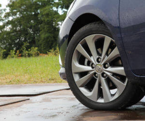 Toyota Auris Touring Sports lifting