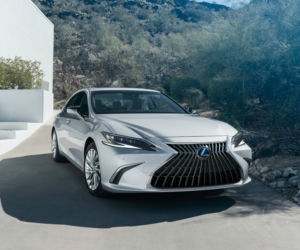 Lexus ES 300h (lifting 2021)
