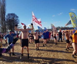 IX Dadajowy Zlot Morsów: Mikołajem możesz być cały rok 