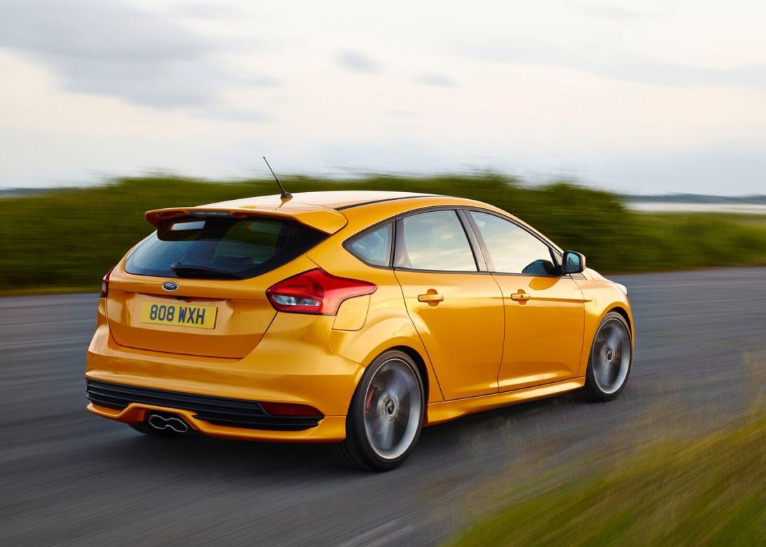 2015 Ford Focus ST facelifting