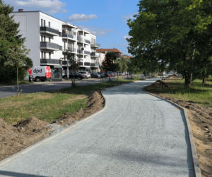 Budowa ścieżki rowerowej na leszczyńskim Gronowie