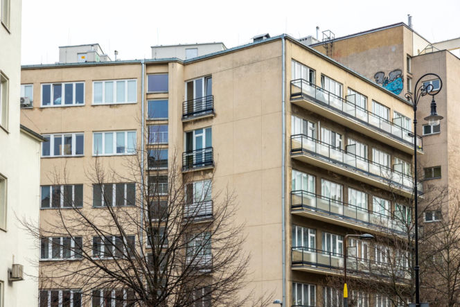 Wieżowiec przy ul. Sewerynów 4 w Warszawie