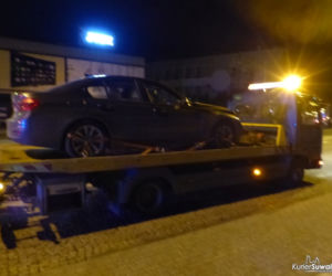 Suwałki. Nieoznakowany policyjny radiowóz BMW zderzył się z toyotą. To już druga kolizja tego auta [ZDJĘCIA]