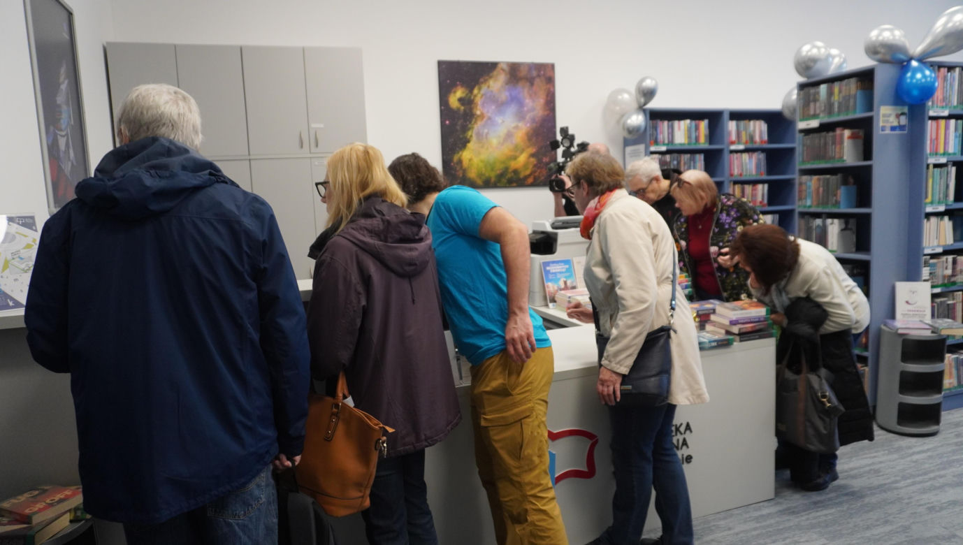 Kosmiczna biblioteka przeniosła się w nowe miejsce. Jak teraz wygląda? Byliśmy w środku