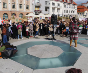 Białystok: Młodzieżowy Strajk Klimatyczny - Najpierw natura, potem matura