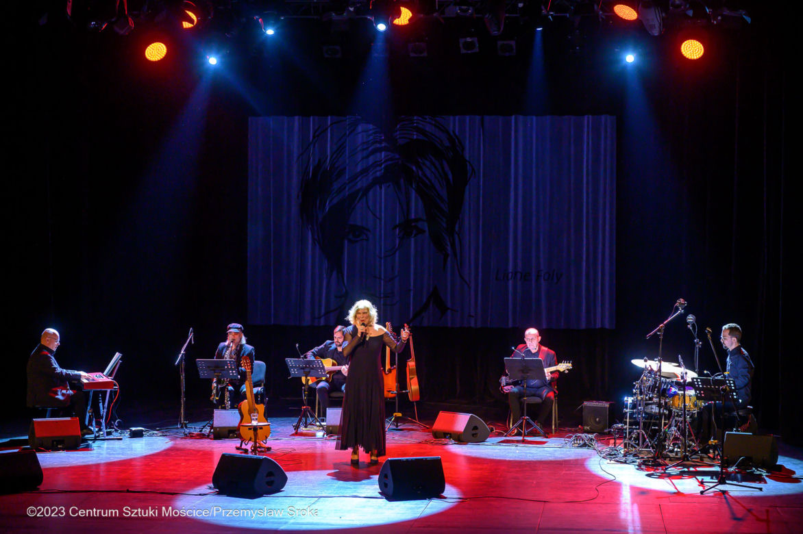 „Femmes czyli kobiety”. Koncert Justyny Bacz w Centrum Sztuki Mościce