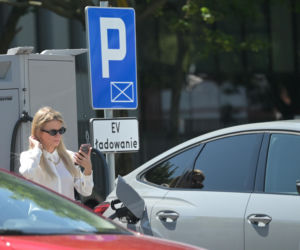 Emilia Komarnicka i Redbad Klynstra wreszcie się rozwodzą. Spotkali się na pierwszej rozprawie