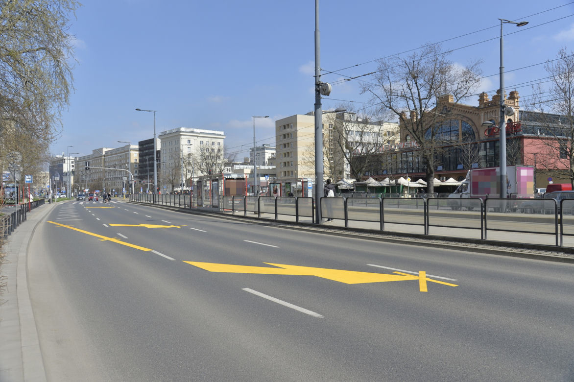 Drogowcy zwężą al. Jana Pawła II. Weekendowe frezowanie jezdni  Dziękuję 
