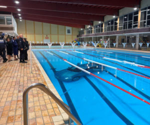 38-latka wjechała autem do basenu na krytej pływalni. W pojeździe była jej 5-letnia córka