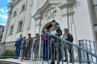 Z Rynku w Lesznie wystartował 7. Rajd na Wschowę. ​Na pamiątkę marszu wojsk w 1939 roku