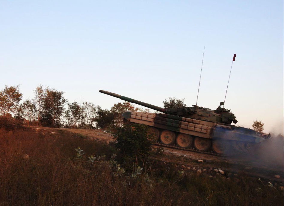 Nowe życie starych czołgów. Indyjska armia stawia na bezzałogowe T-72 w wojnie przyszłości