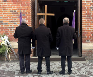 Pogrzeb braci, którzy zginęli w katastrofie śmigłowca pod Rzeszowem