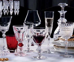 Baccarat – kryształowy żyrandol Zenith w interpretacji Philippe'a Starcka. 