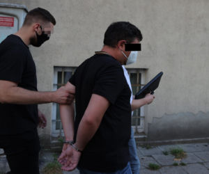 Były warszawski urzędnik zatrzymany. Wyprowadził z budżetu miasta ponad 700 tys. zł 