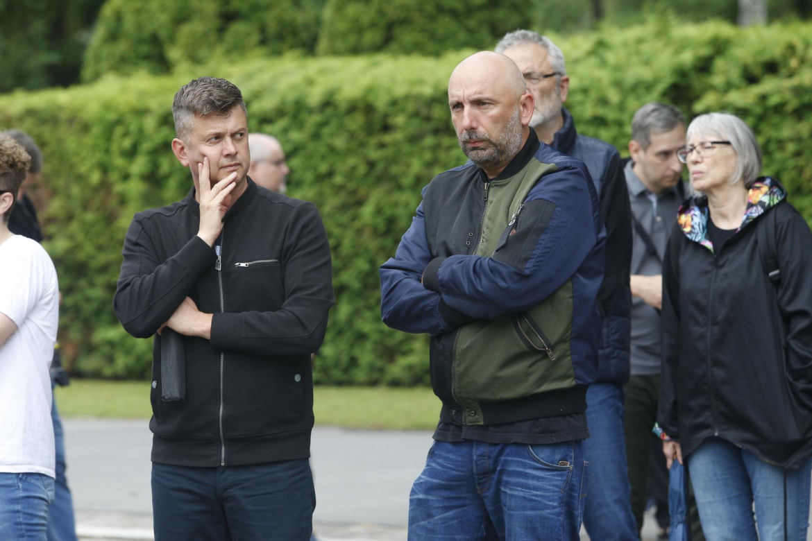 Pogrzeb Joanny Kołaczkowskiej. Tak pożegnali ją przyjaciele z kabaretu. Borek płakała jak uczennica