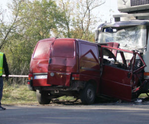 Wypadek pod Nowym miastem - wraki aut