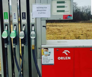 Instrybutor podbija internet