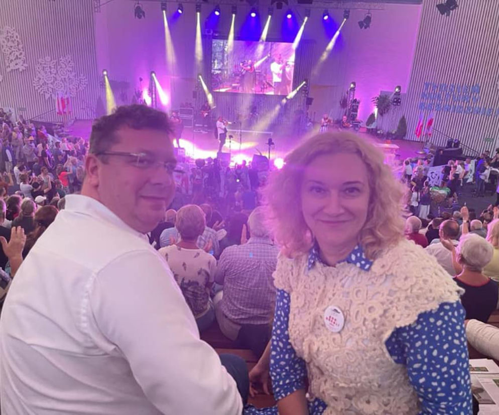 Poseł PiS na koncercie