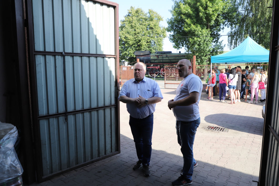 2 tys. plecaków z przyborami dla dzieci z Polski i Ukrainy [GALERIA]