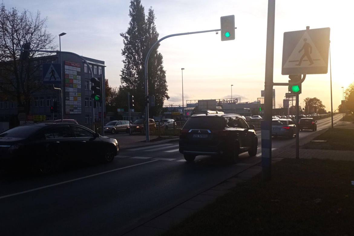 Nowa sygnalizacja świetlna na ulicy Mieszka I