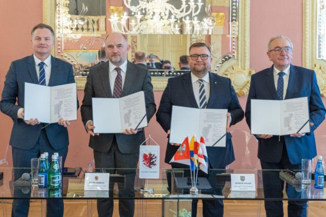 Marszałkowie apelują do premiera