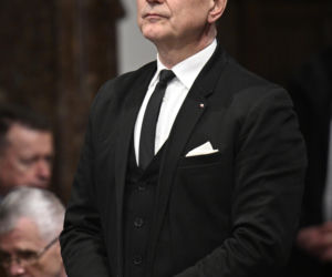 Msza za ofiary Smoleńska w Archikatedrze. Obecni Nawrocki i Kaczyńska