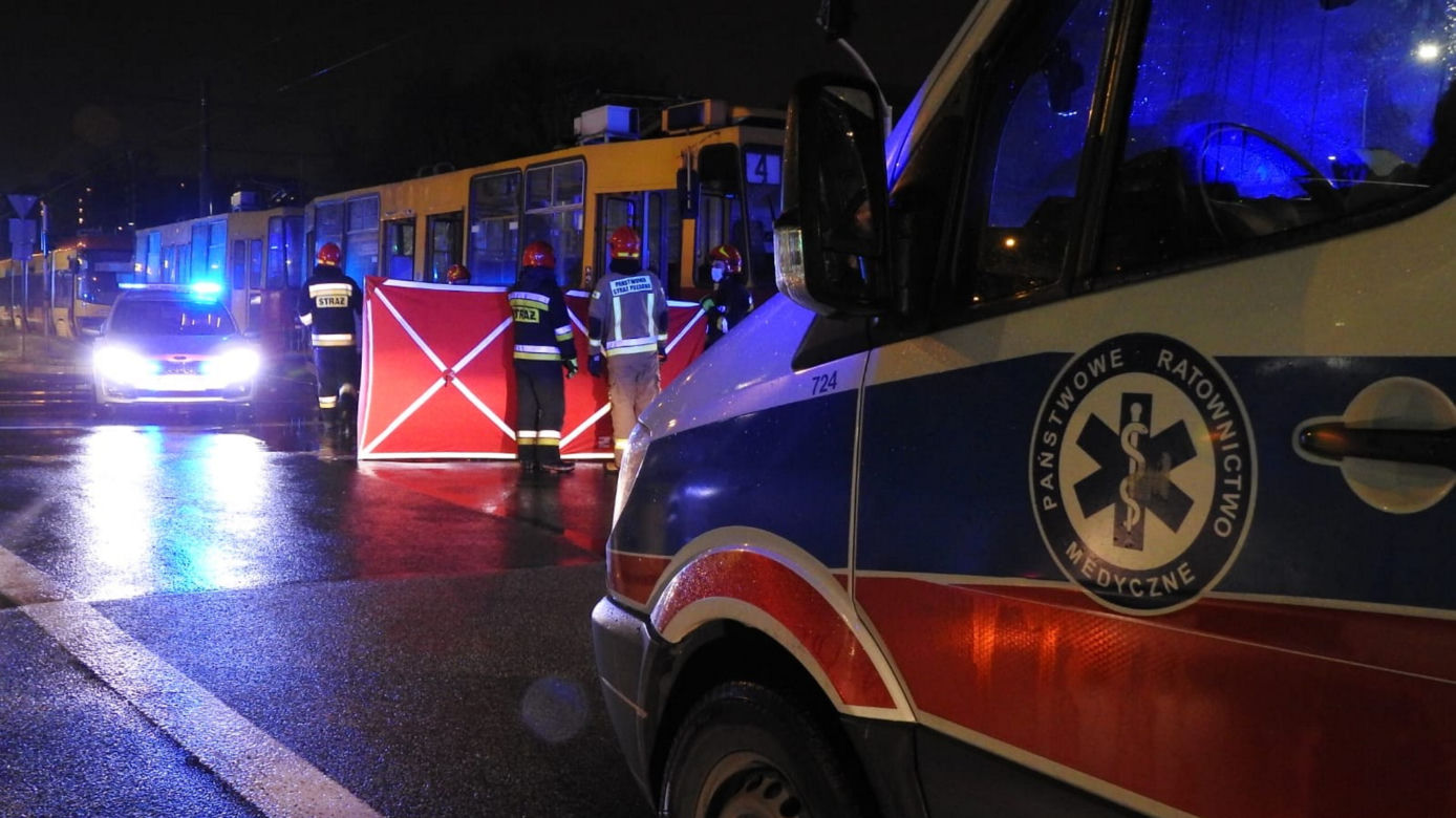 Śmiertelny wypadek na Rembielińskiej. Kobieta zginęła pod kołami tramwaju