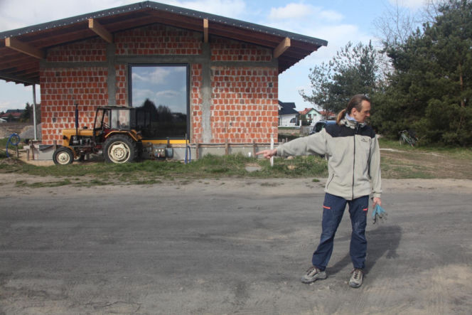 Przez urzędników noszę wodę w wiadrach