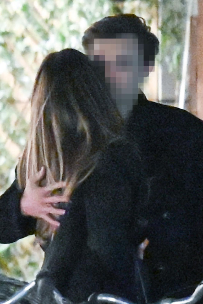 Sandra Kubicka przyłapana z przystojniakiem