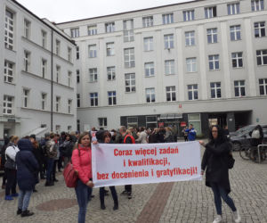 Protest pracowników socjalnych w Łodzi
