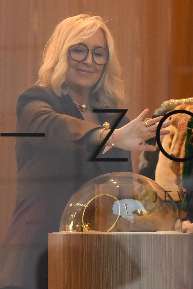 Agata Młynarska na zakupach u jubilera