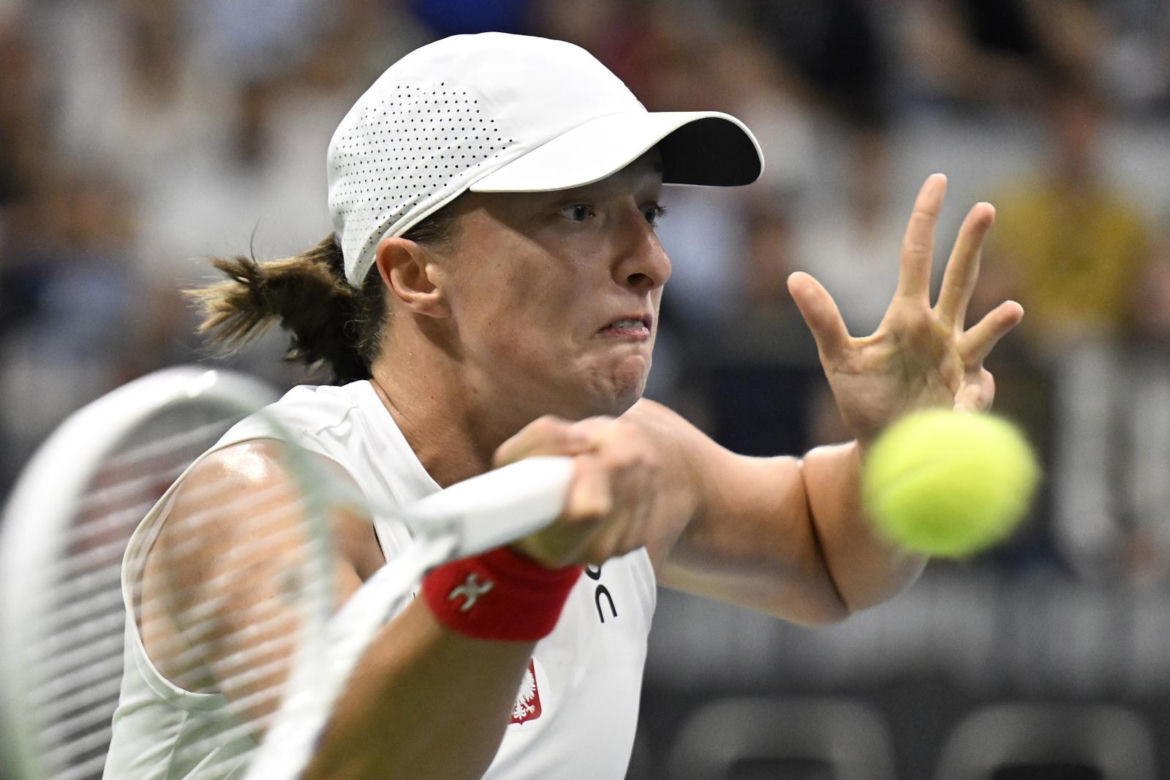 Iga Świątek - Celine Naef w turnieju BJK Cup