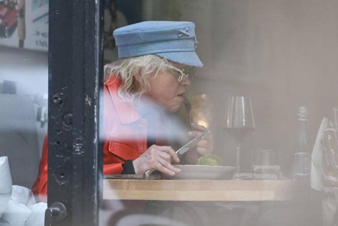 Katarzyna Figura przytula Maćka Musiałowskiego