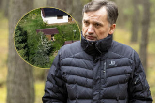 Ziobry nie ma w Polsce a dom mu zarasta