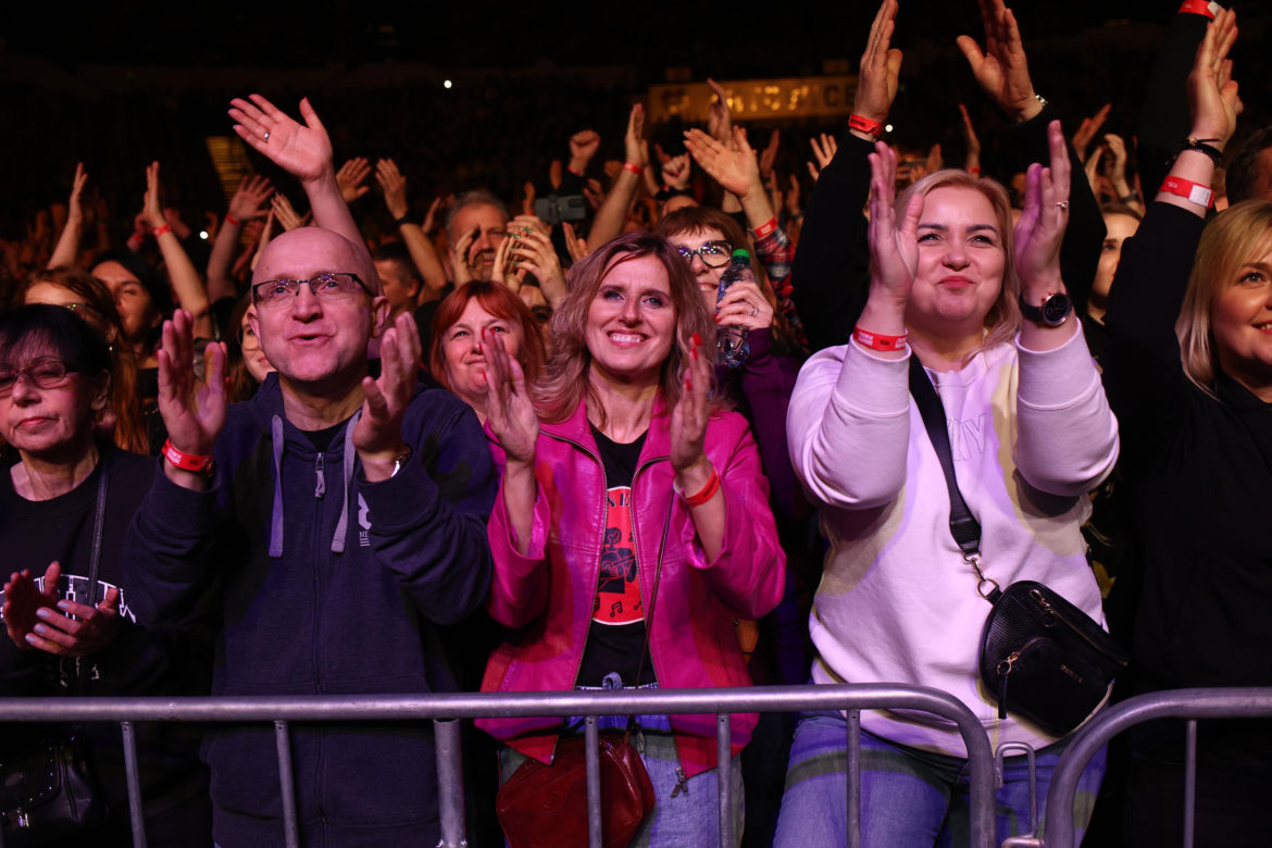 Koncert "Zadzwońcie po milicję" w katowickim Spodku