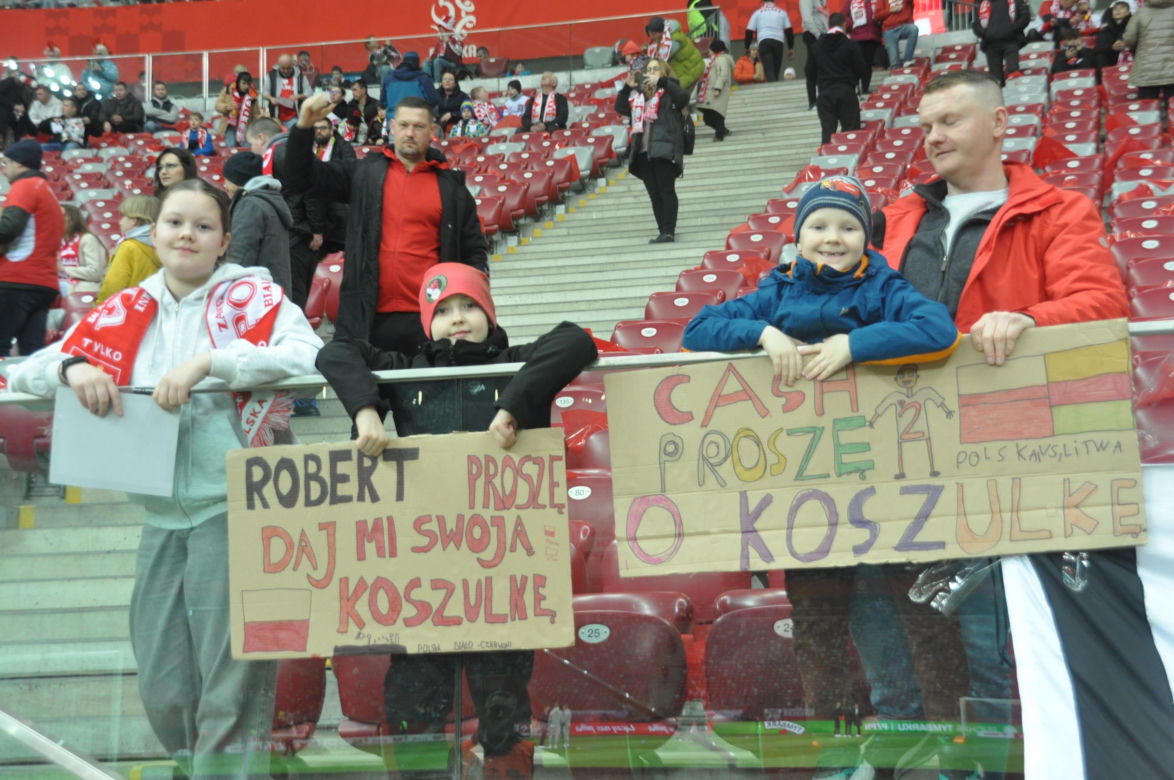 Polska - Litwa na PGE Narodowym. Zdjęcia kibiców