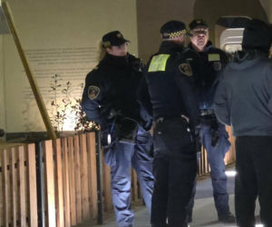 Kobieta pobita i spryskana gazem na rynku w Krakowie. Miała rozerwane ucho