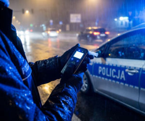 Policyjny pościg w Tarnobrzegu. Pijany kierowca busa miał 1,4 promila