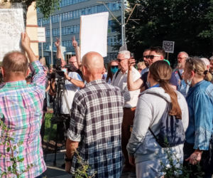 Protest w Szczecinie po przegłosowaniu ustawy Lex TVN