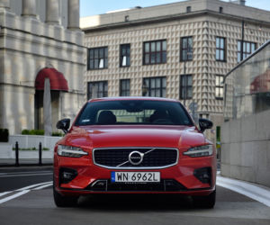 Volvo S60 T5 R Design First Edition