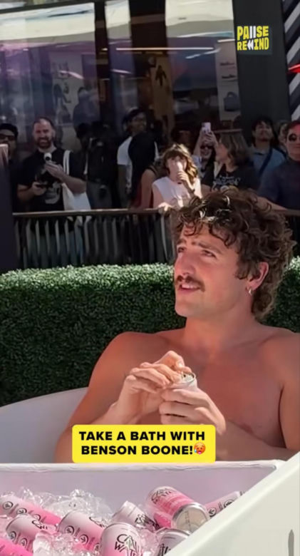 Benson Boone zrzucił koszulkę i wskoczył do wanny z... puszkami. Takie sceny w Los Angeles