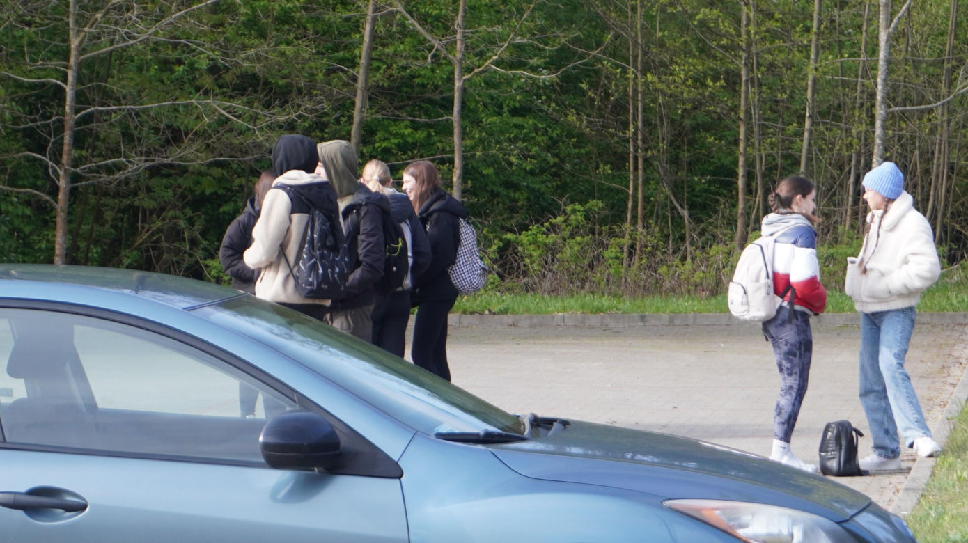 Pielgrzymka maturzystów 2024. 200 osób poszło do Gietrzwałdu modlić się o powodzenie na maturze [ZDJĘCIA]