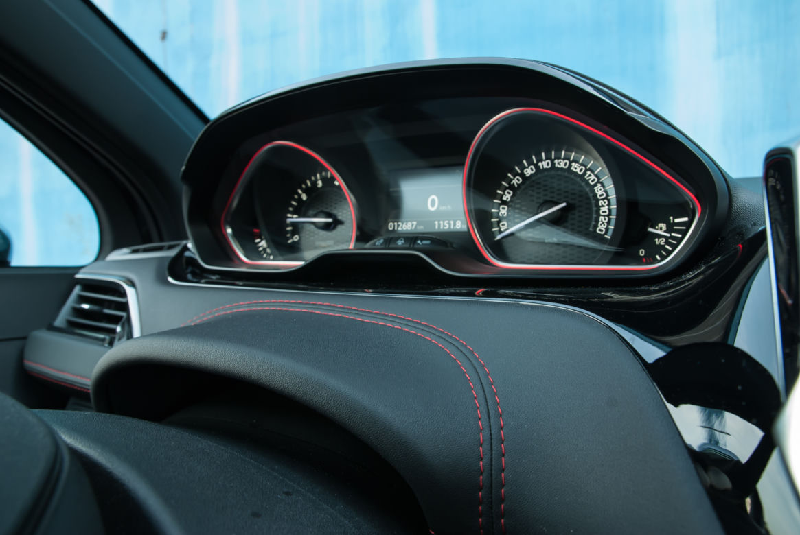 Peugeot 208 GTi 1.6 THP 208 KM