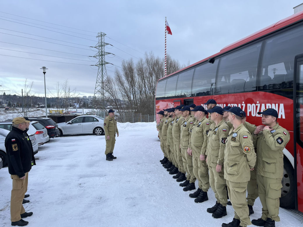 Trzęsienie ziemi w Turcji. Warszawscy strażacy ruszają z pomocą