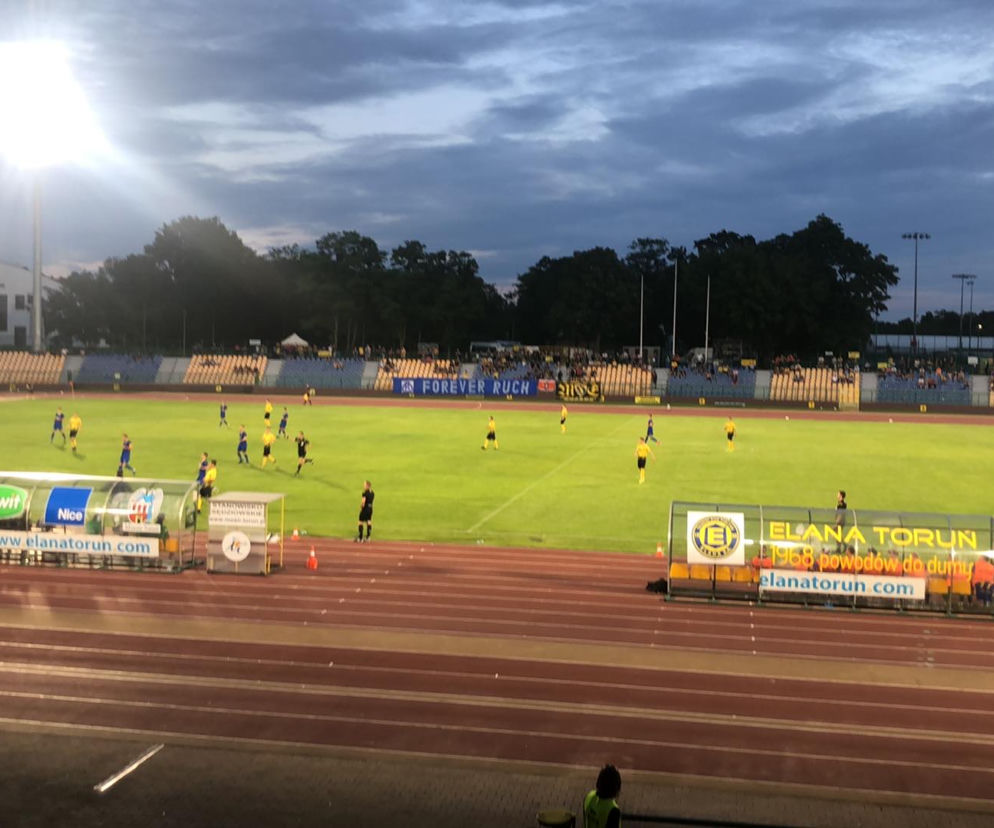 Elana Toruń - GKS Katowice: Rafał Górak wygrał przy Bema. Dramatyczna sytuacja torunian [WYNIK, RELACJA]