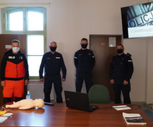 Policjanci z Olsztyna otrzymali nowy sprzęt szkoleniowy. Kosztował 15 tysięcy złotych [ZDJĘCIA]