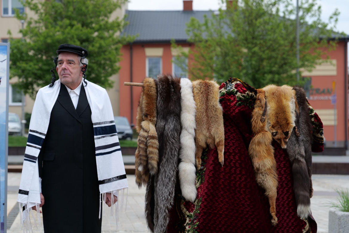 Starachowice: Wierzbnickie Meżaliany, akt II. Zaślubiny i wesele