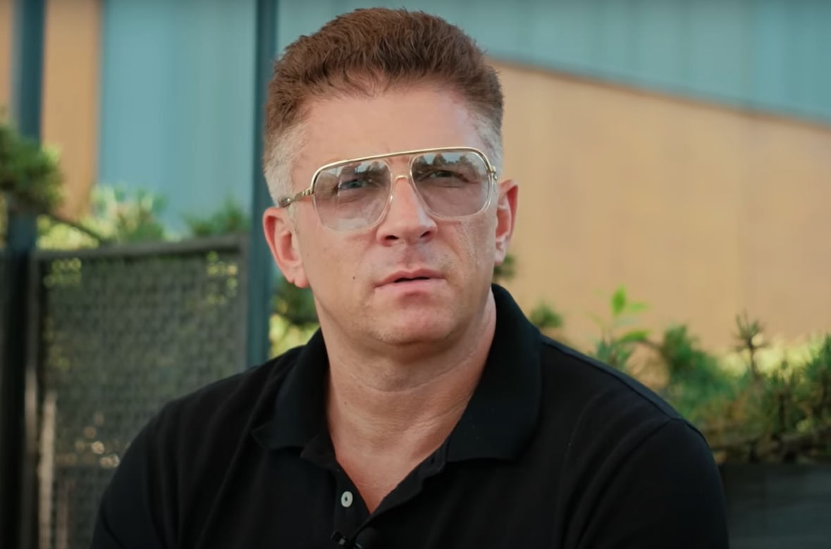Mateusz Borek zmienił swój wygląd