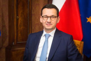 Dziadek Mateusz Morawiecki świętuje urodziny wnusia! Co za elegancja