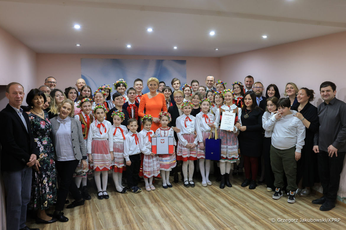 Agata Duda niczym Mandaryna!